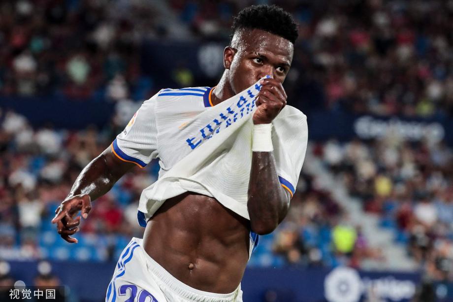 姆巴佩：十年后的首秀