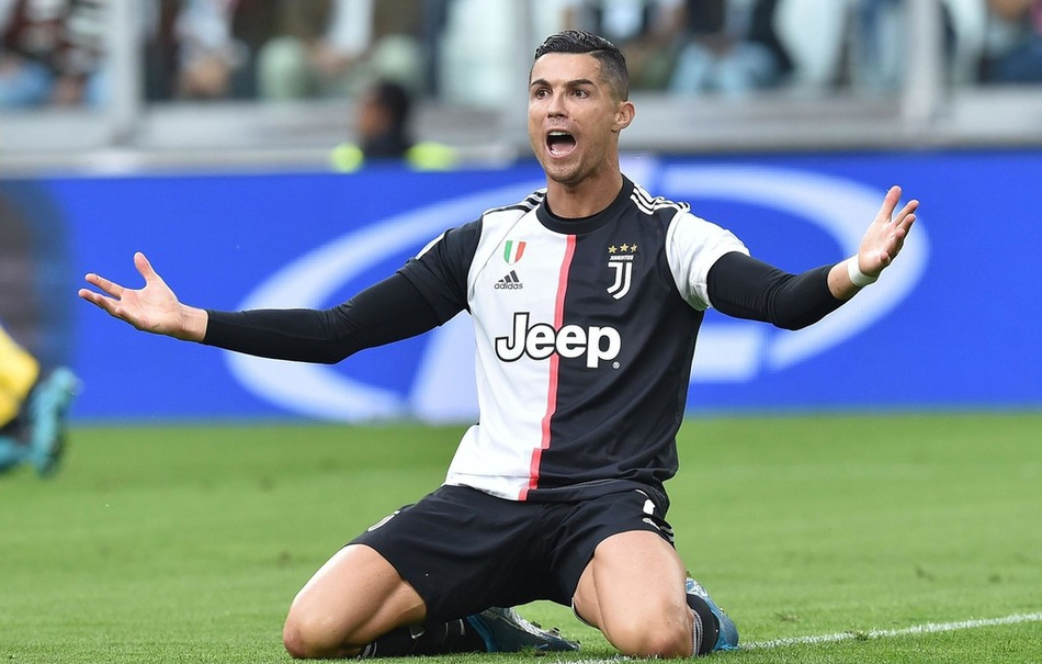 EWC无畏契约：BLG 2-1险胜G2保留晋级希望，生死战遭遇KC