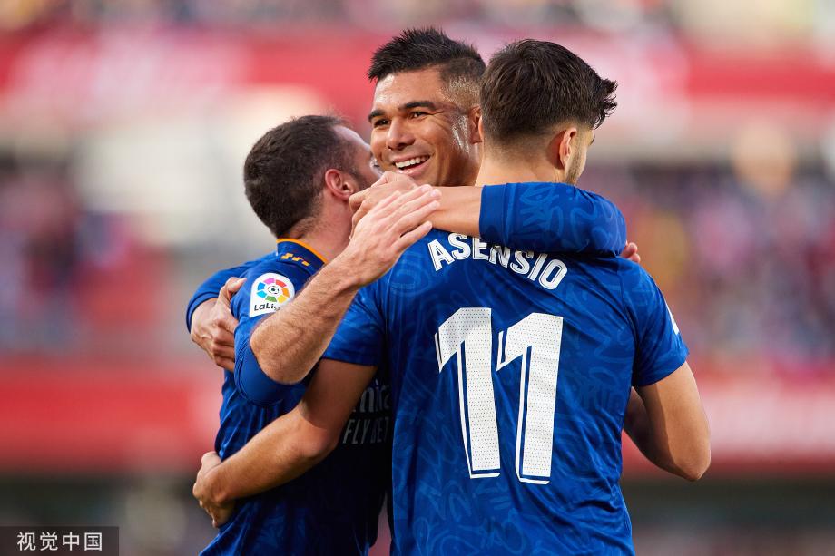 白巧克力：说特雷-杨不防守的人跟当年说我的人一样，F＊＊k them