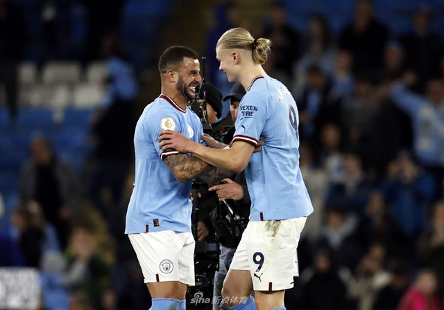 国足vs乌兹别克斯坦 岛民上岛！老董聊球